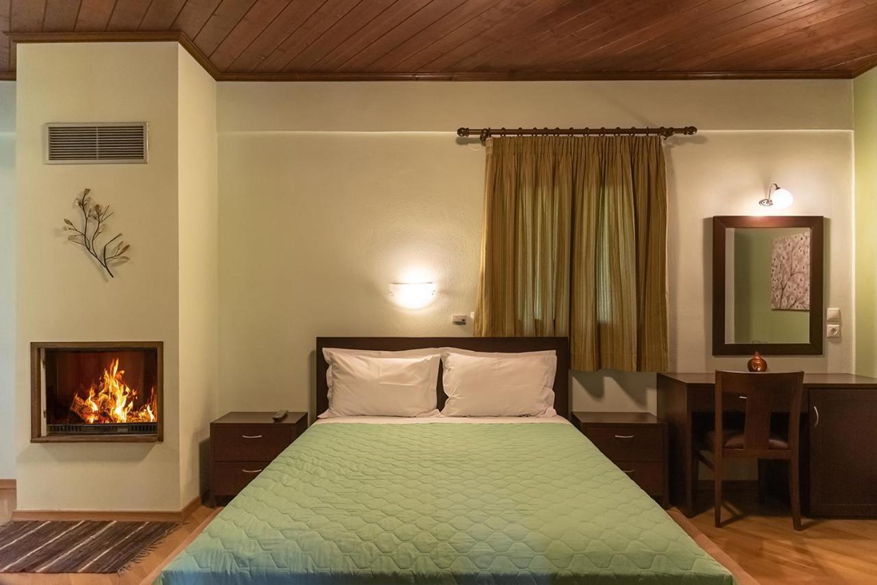 Hotel Dryades Elati  Экстерьер фото