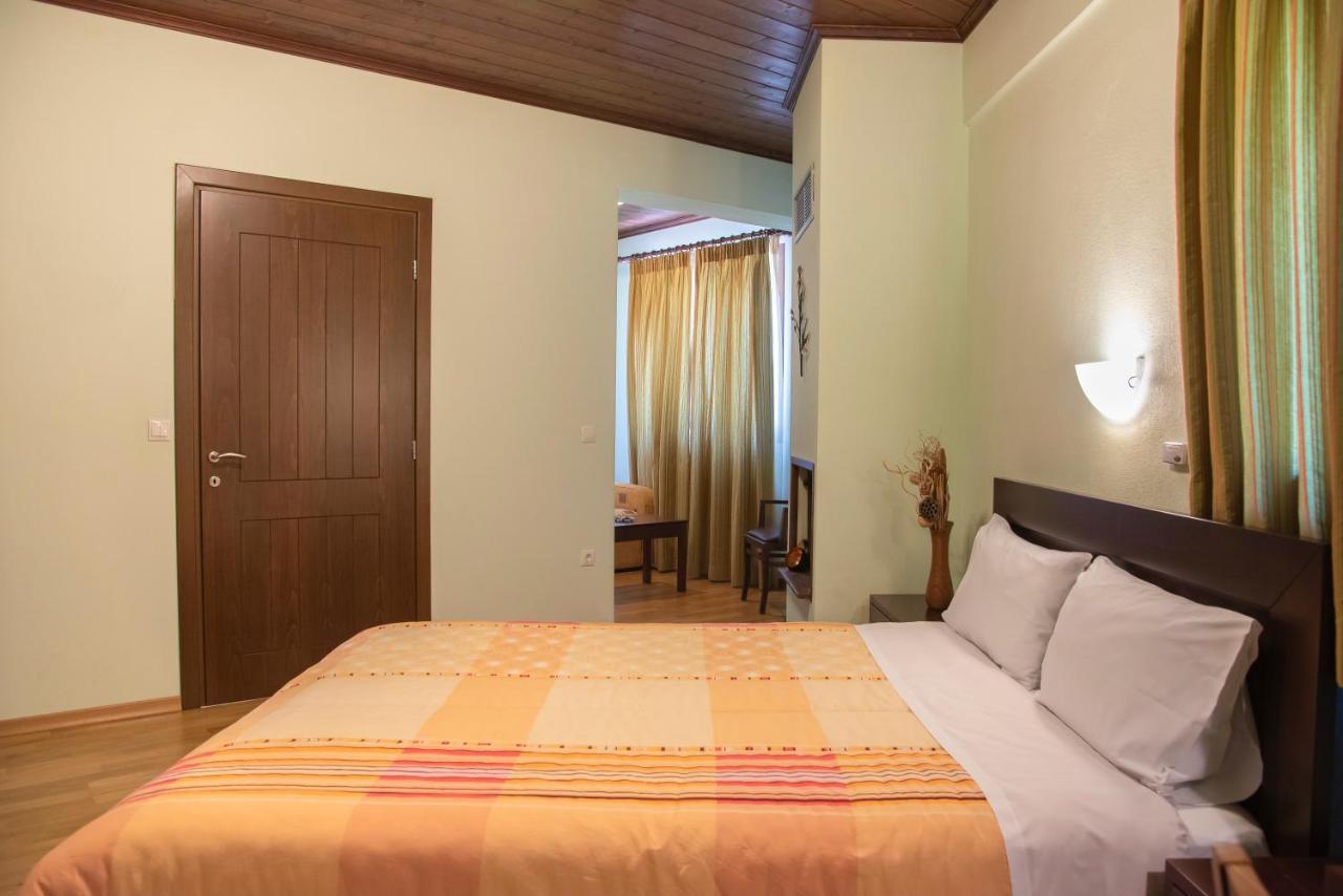 Hotel Dryades Elati  Экстерьер фото